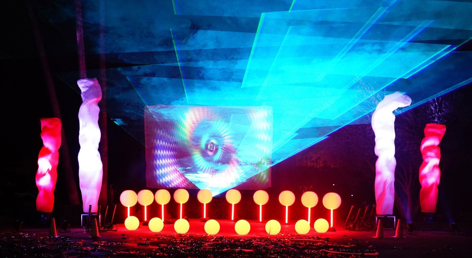 LED Light Shows Featuring LED and Live Special Effects TLC Creative