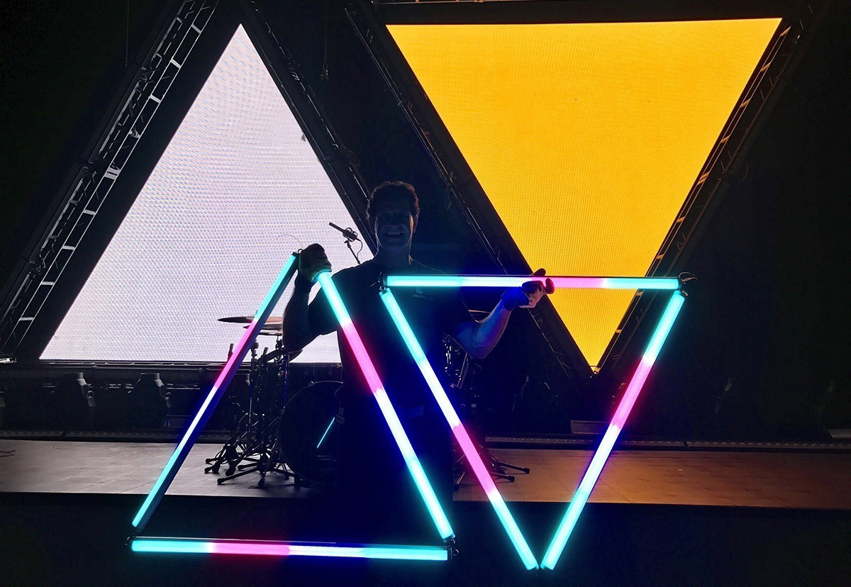 New LED Tubes Create Unlimited LightUp Effects TLC Creative Technology